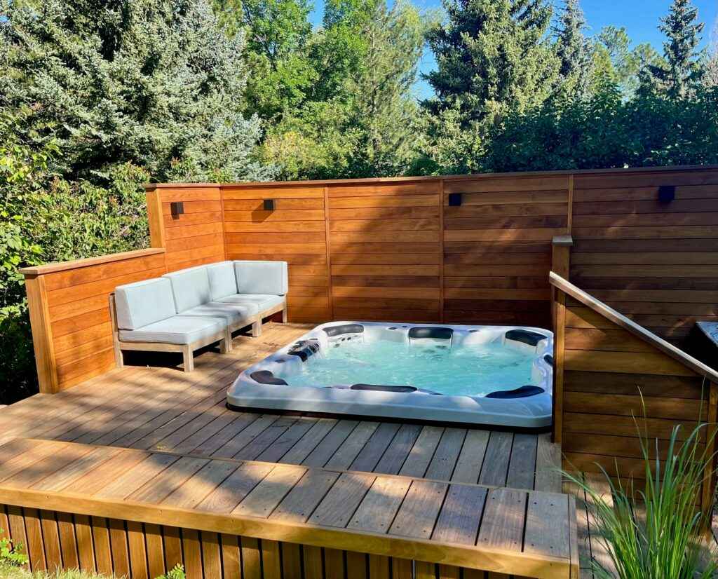Alpine Hot Tub - Spacious 7-Person Spa with Elegant Design